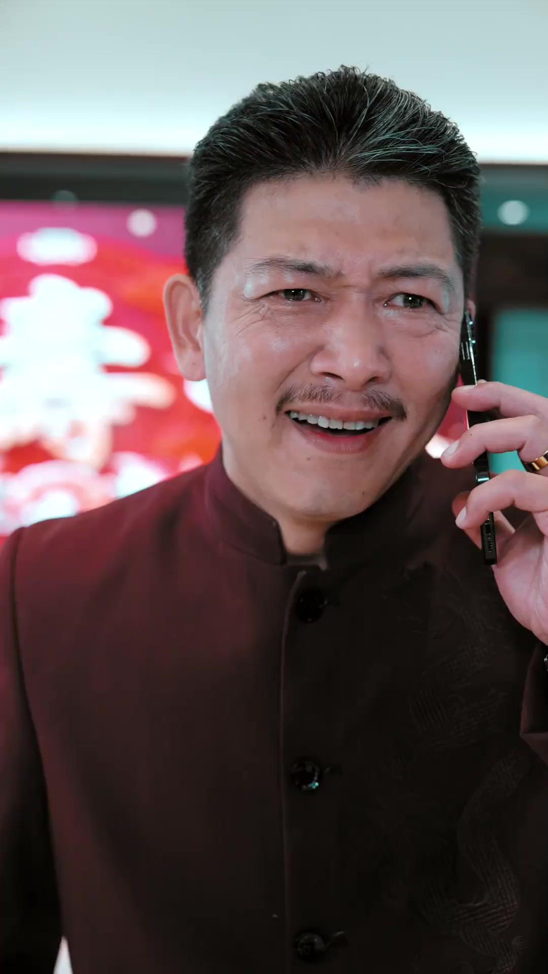 Sesepuh Mengguncang Kota!