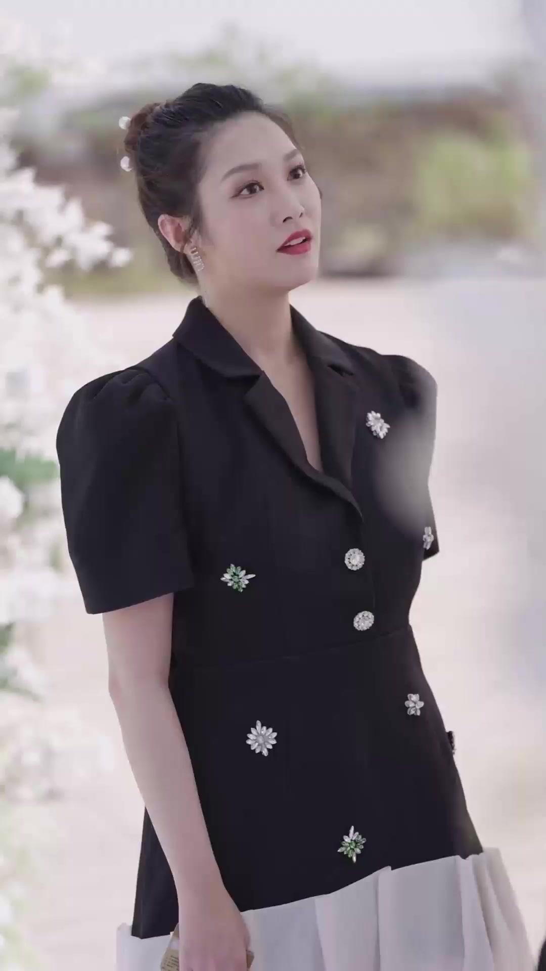 Guarding the Dragon Vein