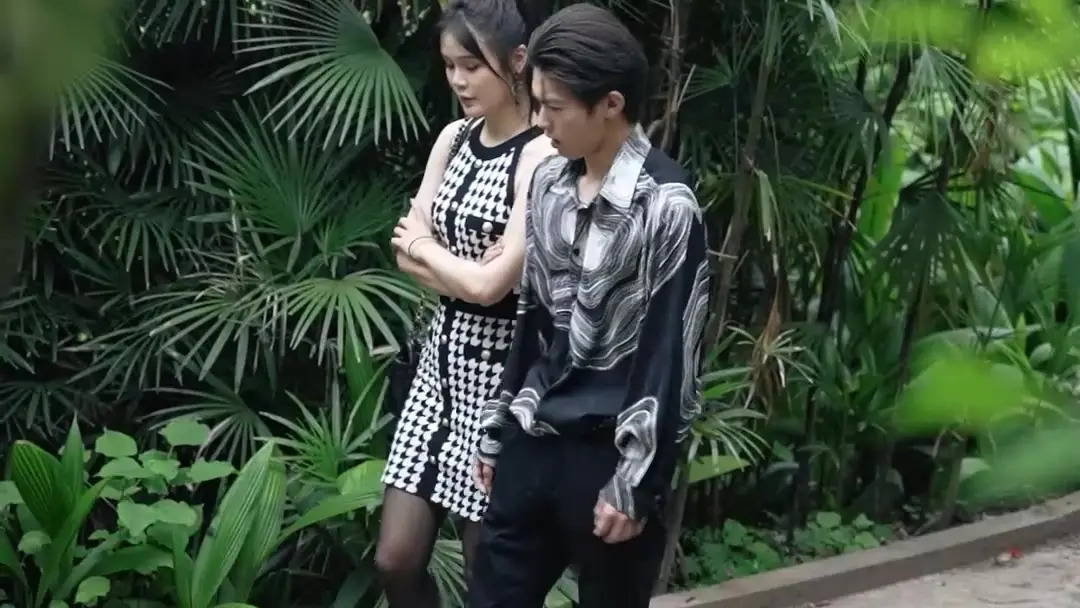 Legend of a Security Guard: When the Suit Speaks Louder Than Words