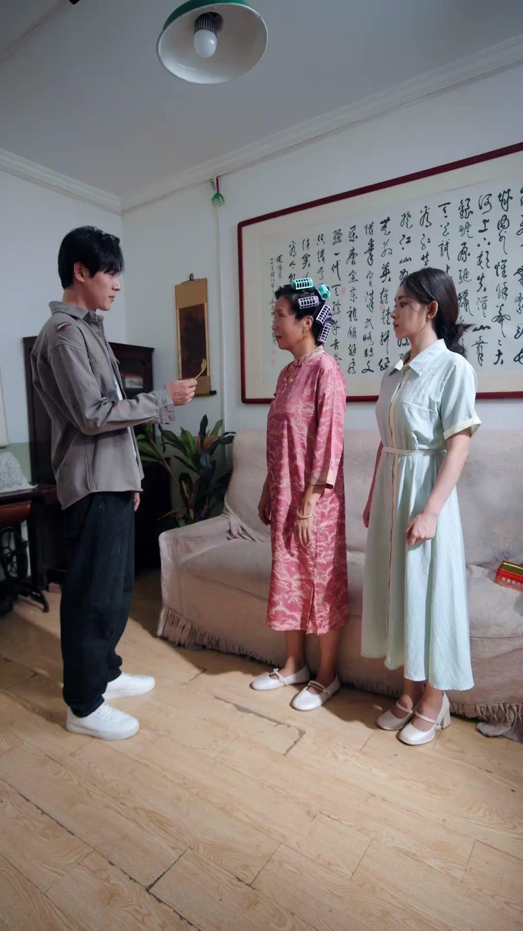 (Dubbed)My Wife is a Mute, I am a God