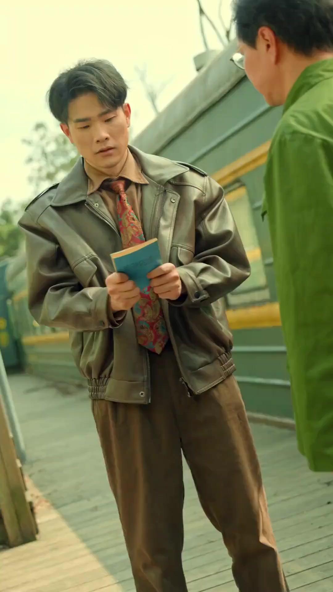 (พากย์เสียง) ขอไม่เอาผัวโรงงานแล้ว