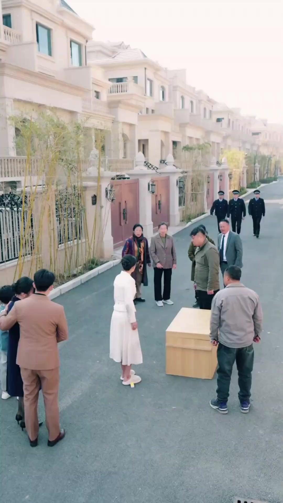 เกิดใหม่เพื่อปกป้องลูก