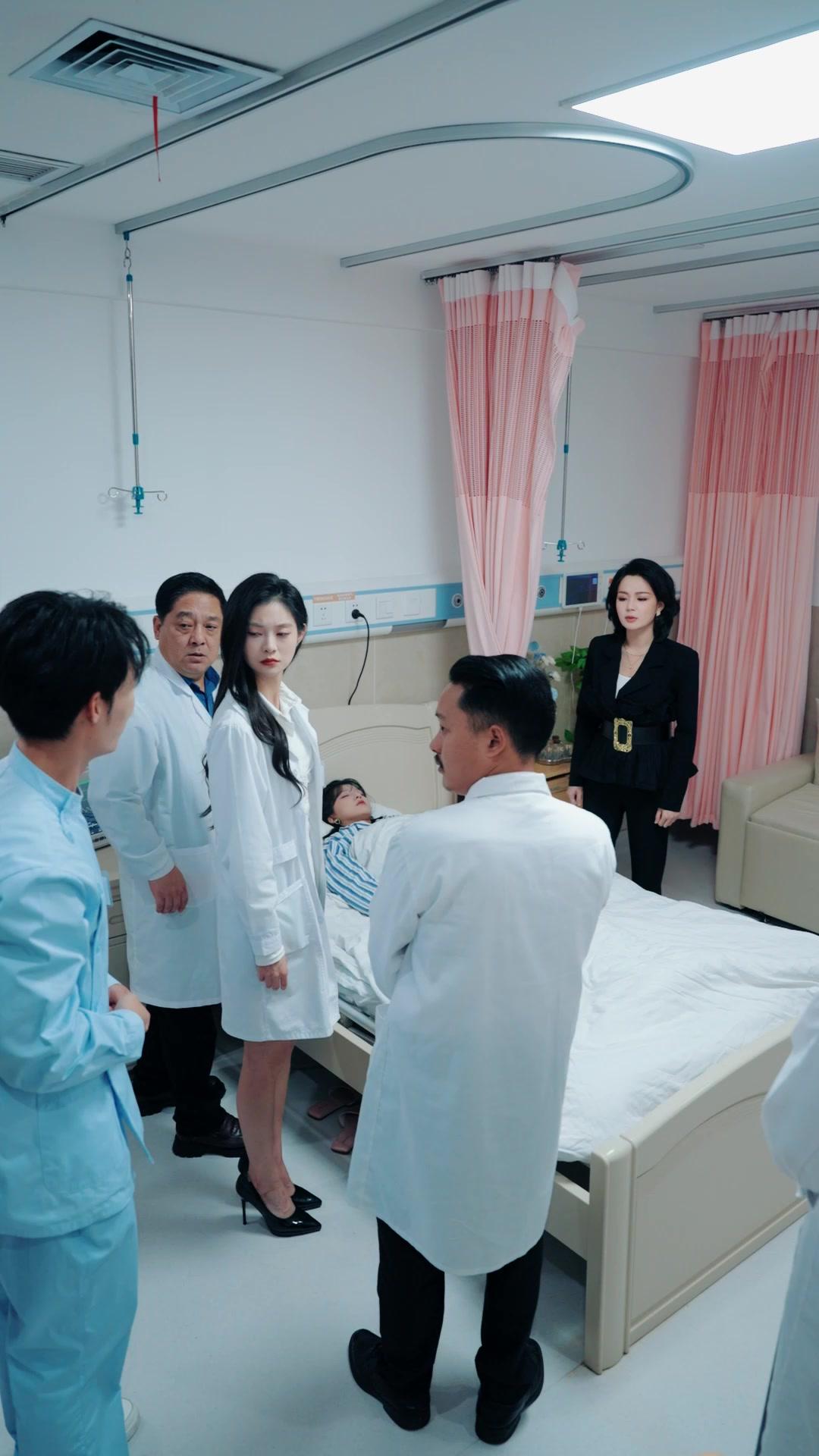 They Want a Male Nurse’s Body!