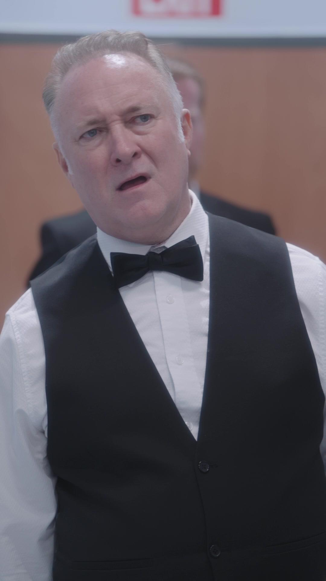 L'AMOUR ATERRIT AVEC L'HÉRITIER AMNÉSIQUE