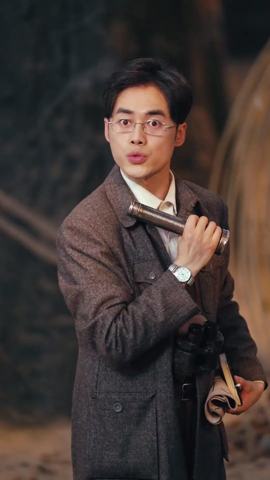 La serpiente gigante de la tumba