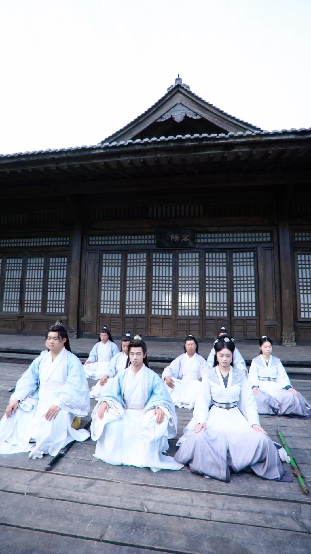 一覺萬年，醒來就要拯救宗門