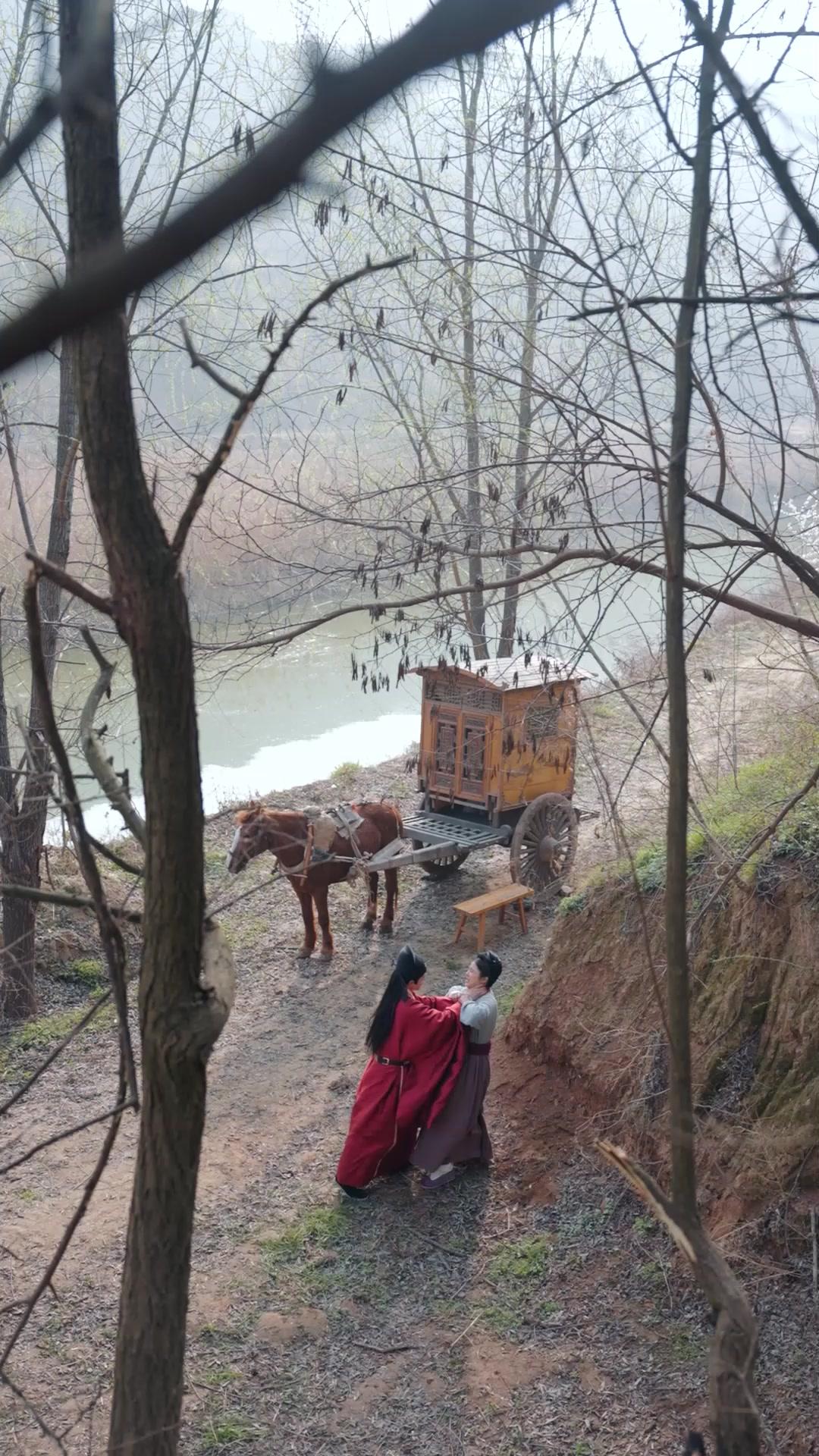 舊時雪，今朝刃