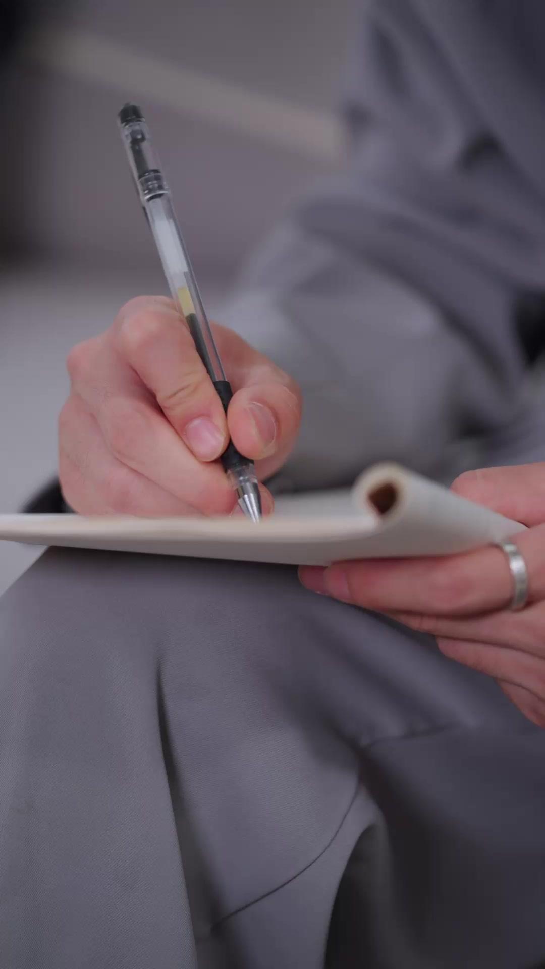 Ganti Ayah, Ubah Nasib