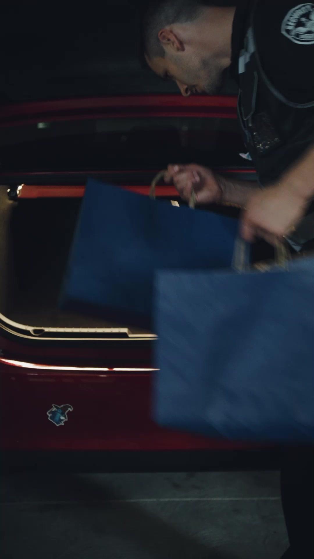 (Doublage)MON MARI, MILLIARDAIRE EN FUITE