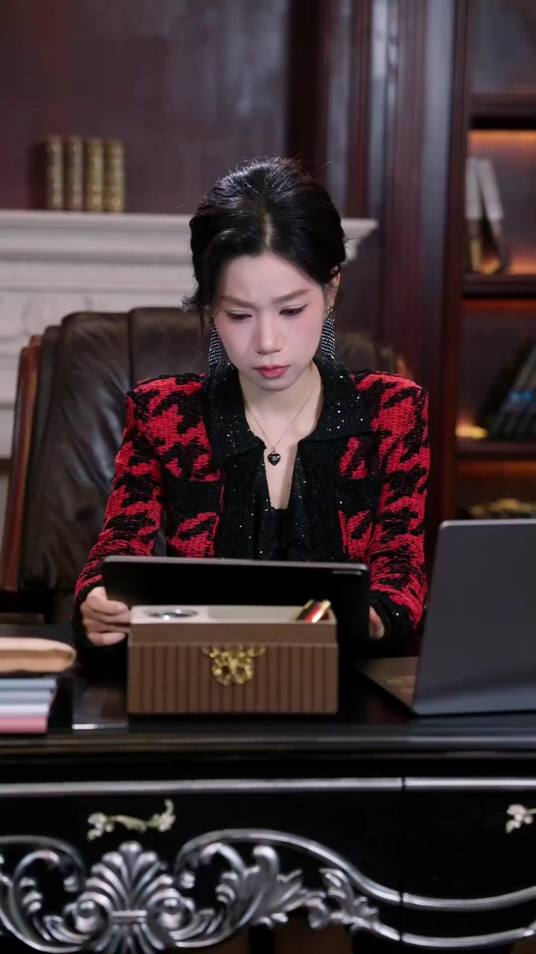 Mawar Berduri, Kembali Gemilang