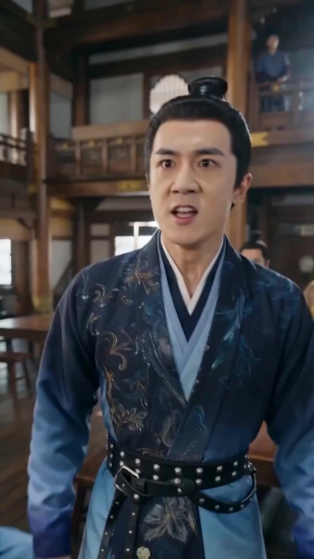 LE RETOUR DU VRAI ROI