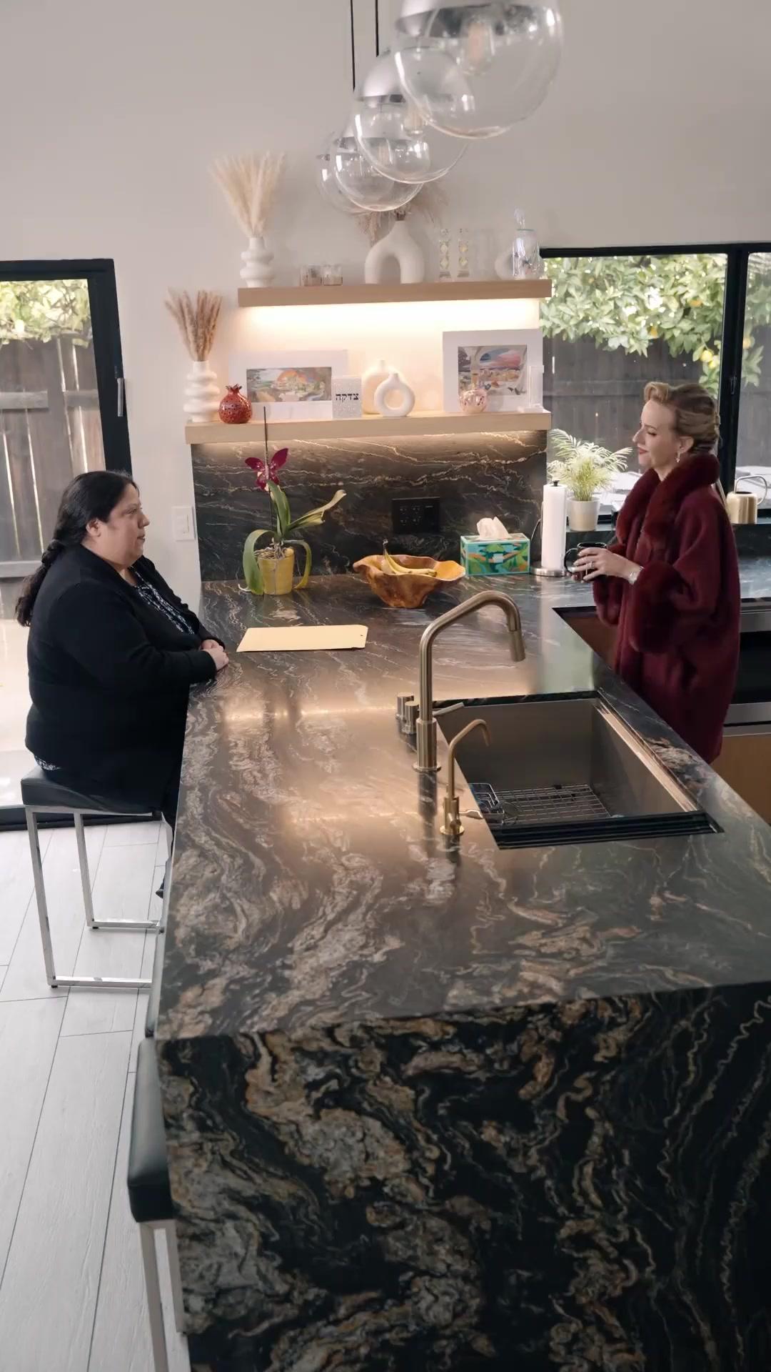 (Doblado) El dios regresó al juego