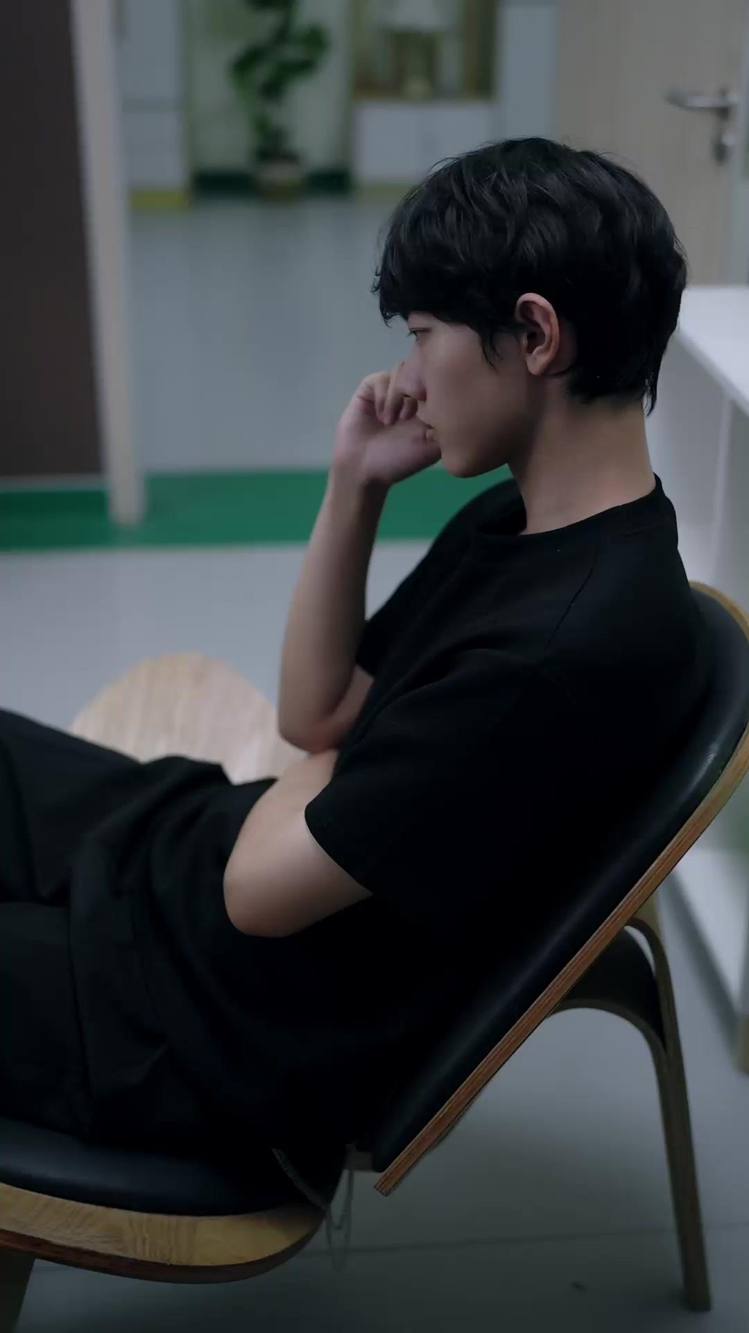 Suamiku adalah Musuh Keluargaku