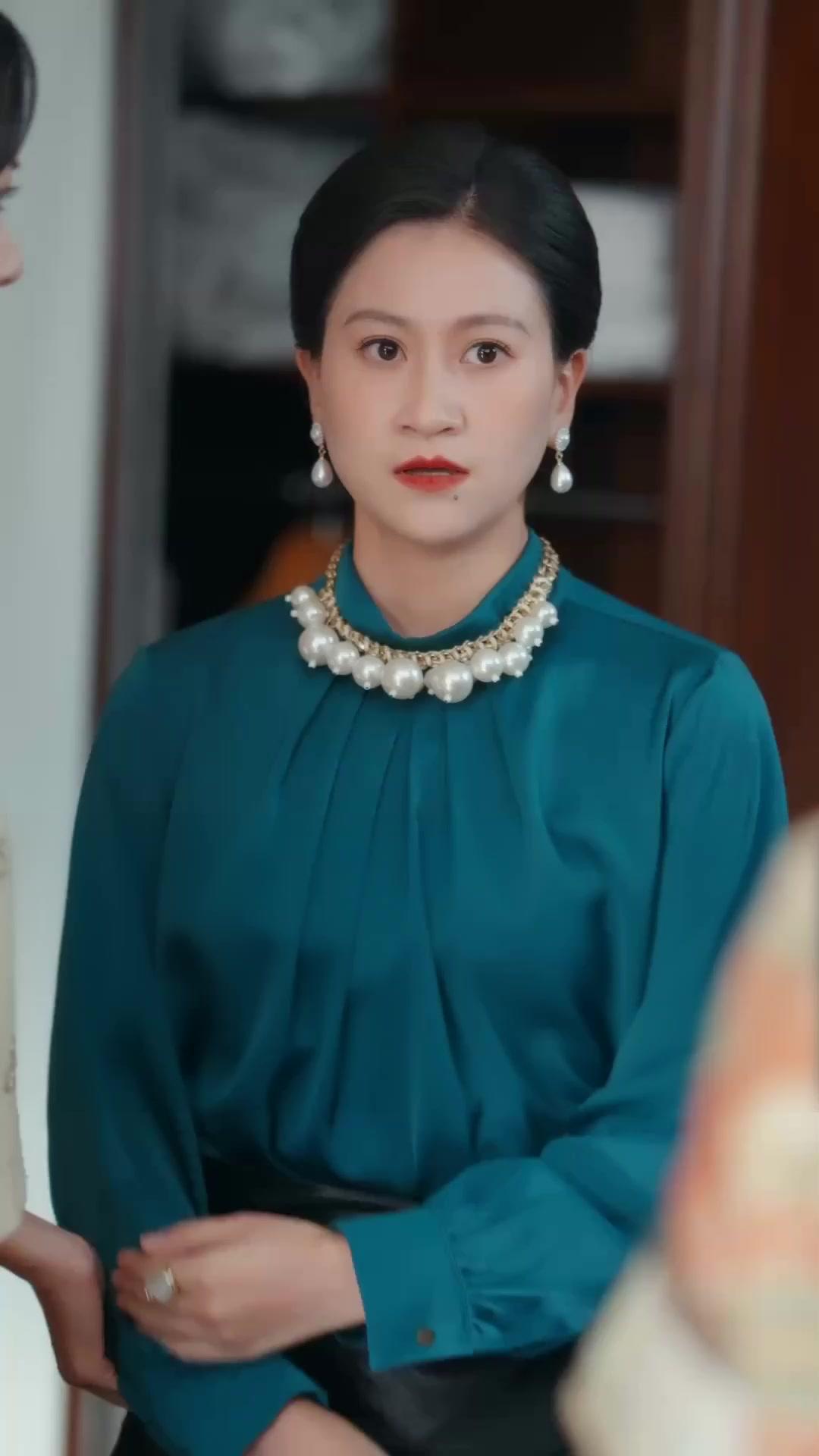 La figlia abbandonata che domina il destino