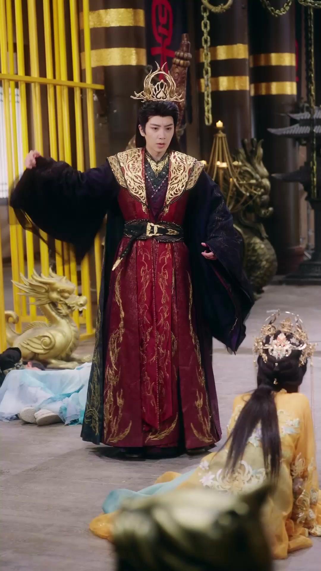 Sonho Escamoso Entre Nuvens