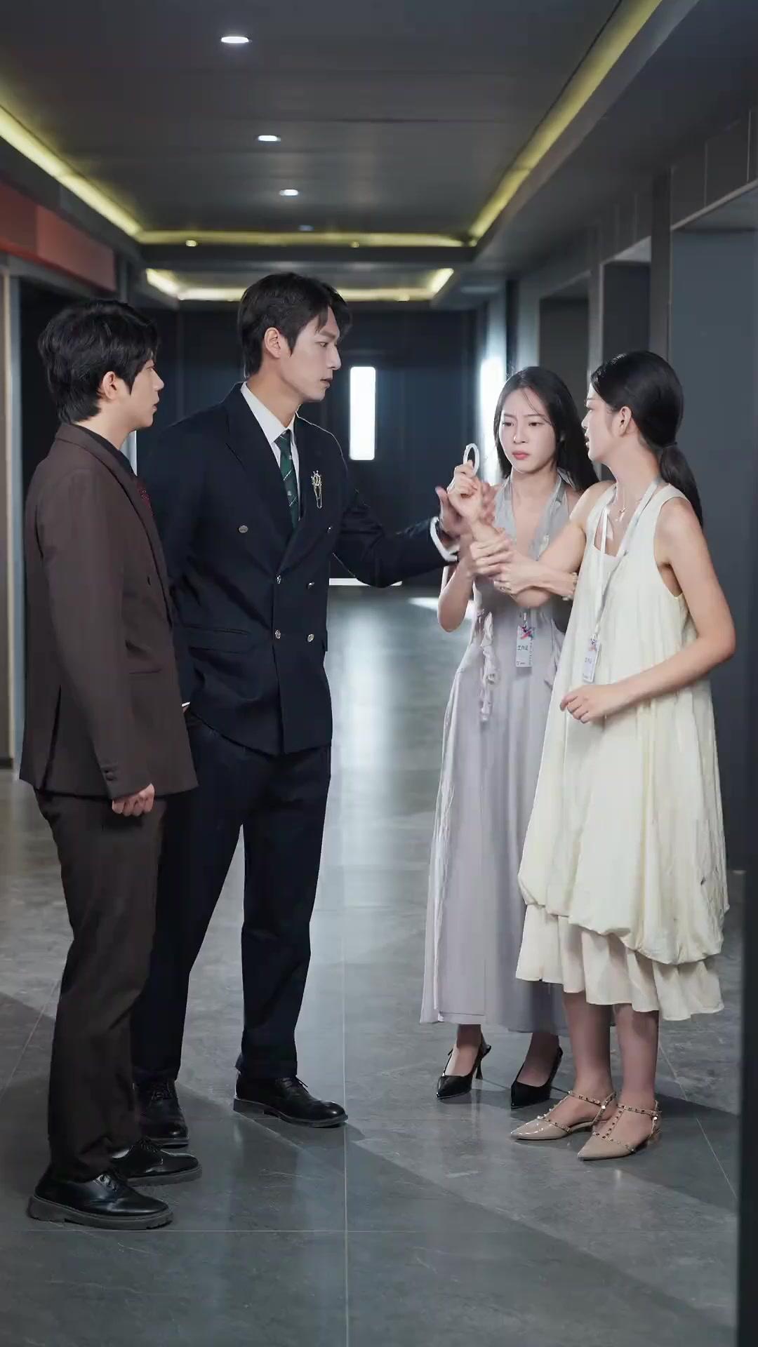 Suami Satpamku Itu Miliarder