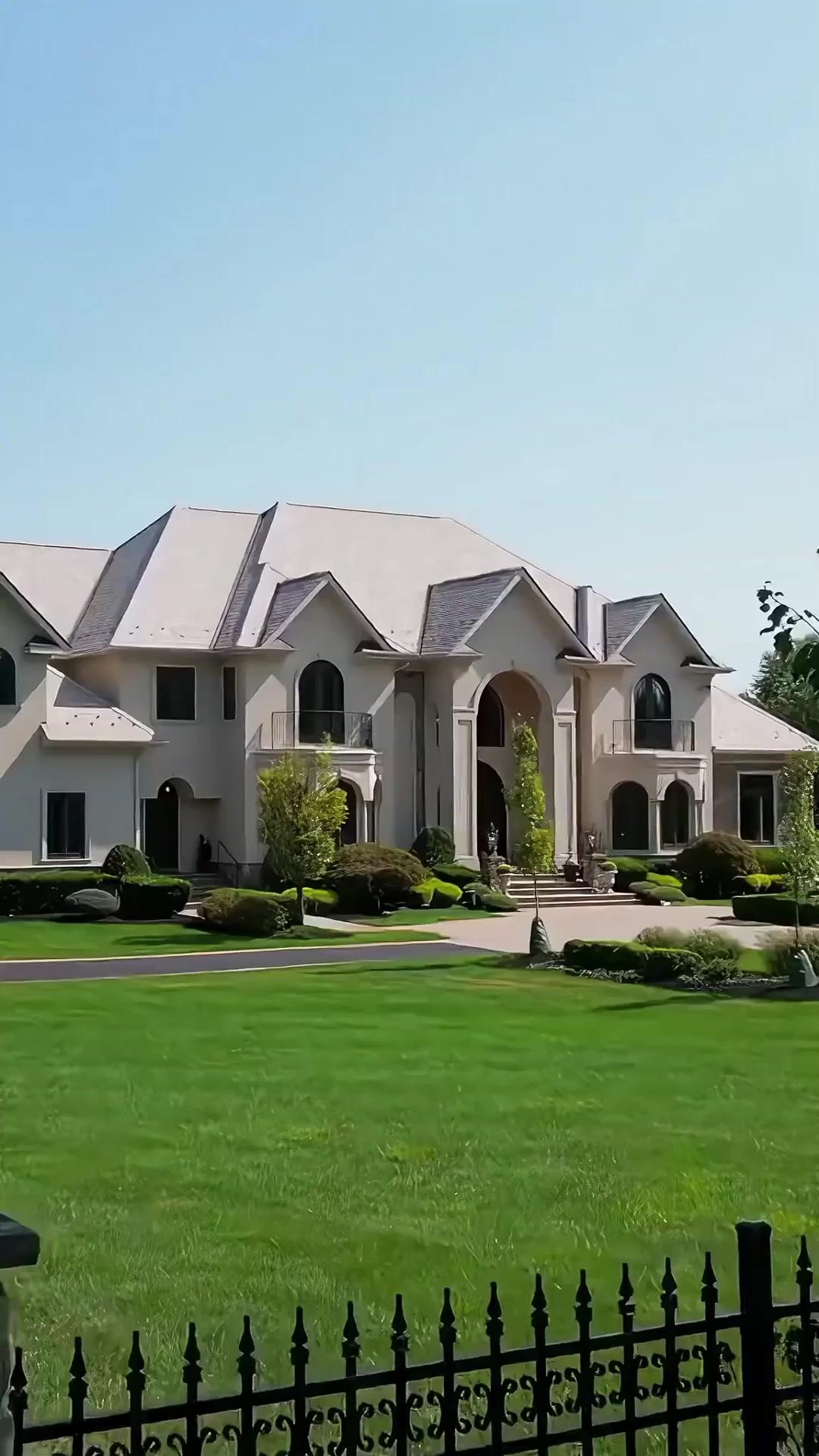 Ben ve kız arkadaşım en iyi dostuz