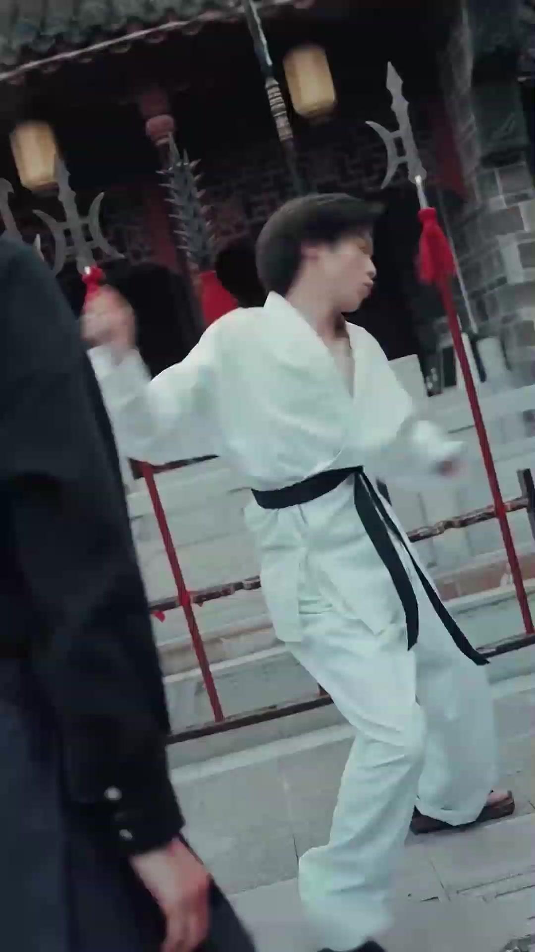 (Doublage)L'ÂME DES ARTS MARTIAUX DU DACIA