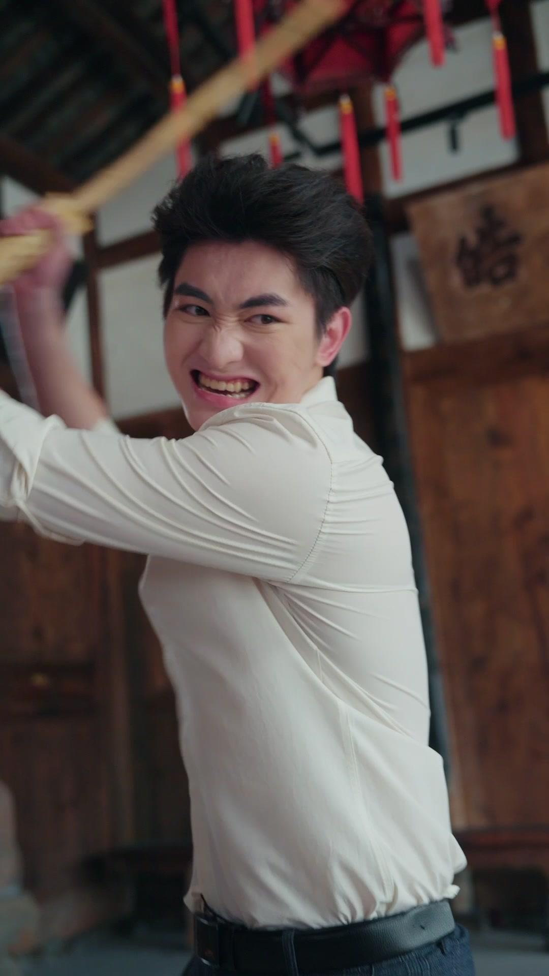 L'EXTRÊME DISCRÉTION