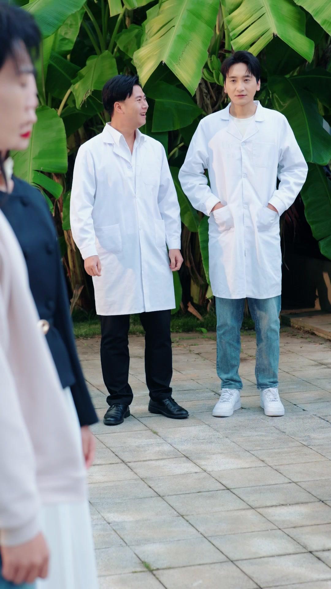 They Want a Male Nurse’s Body!