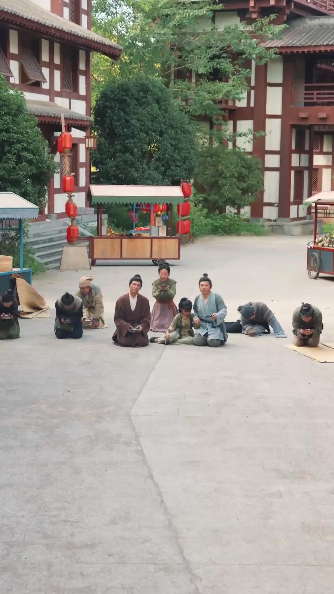 Wer sich zu hoch hinauswagt, fällt tief