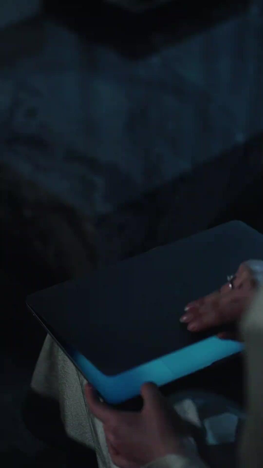 Yêu Trong Dối Trá