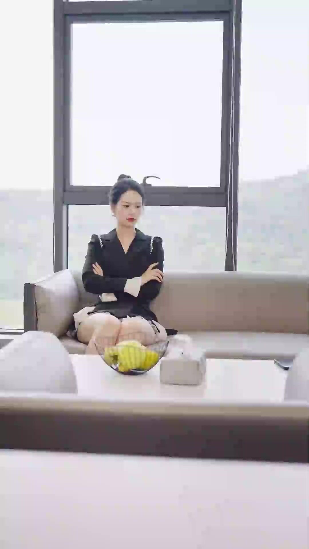 (Dubbed)Phoenix In The Cage