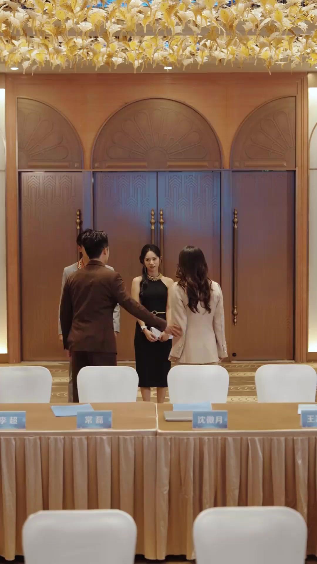 白后と閻魔は並び立つ