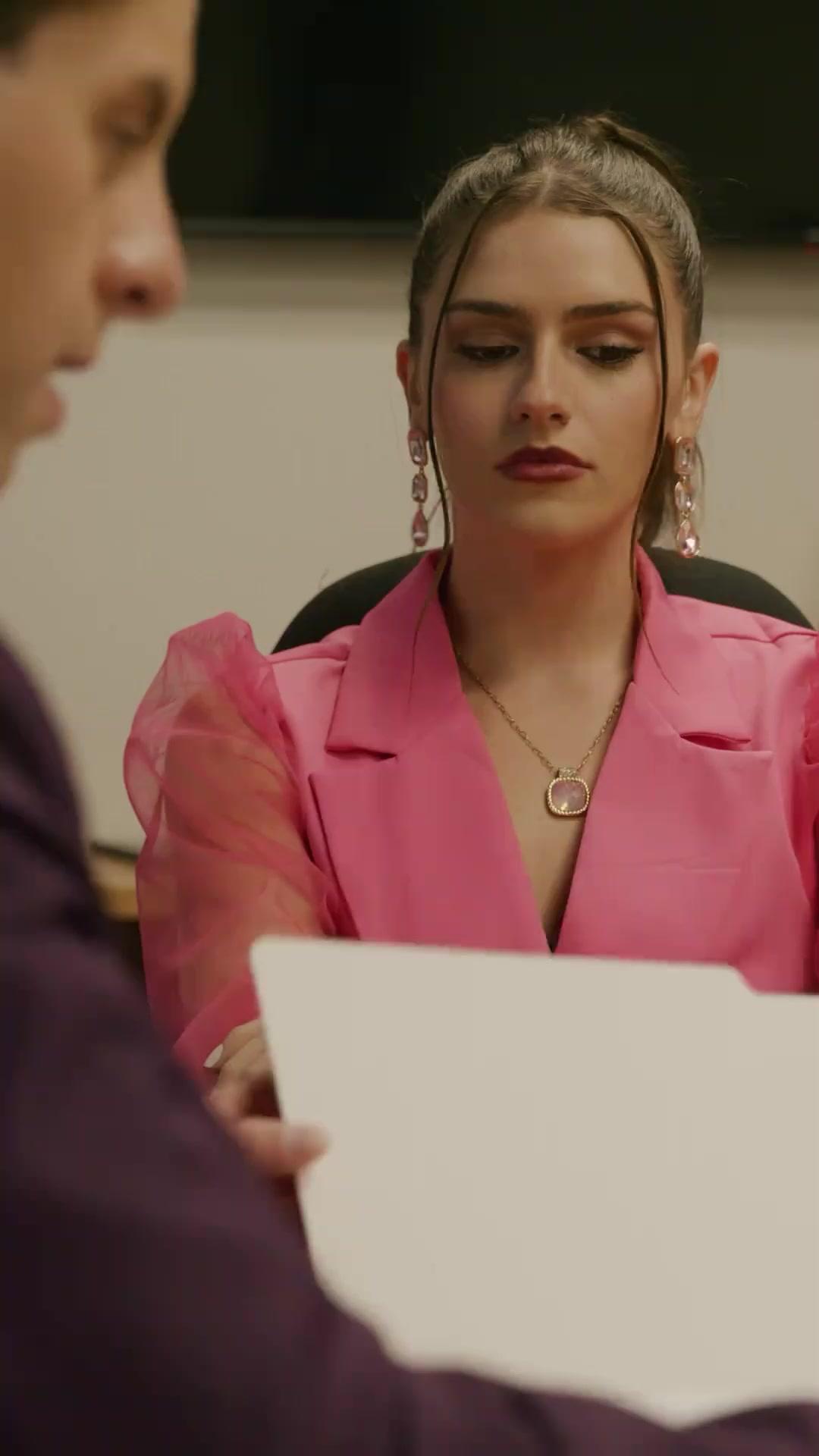  (Doblado) Escapar de mi esposo destinado