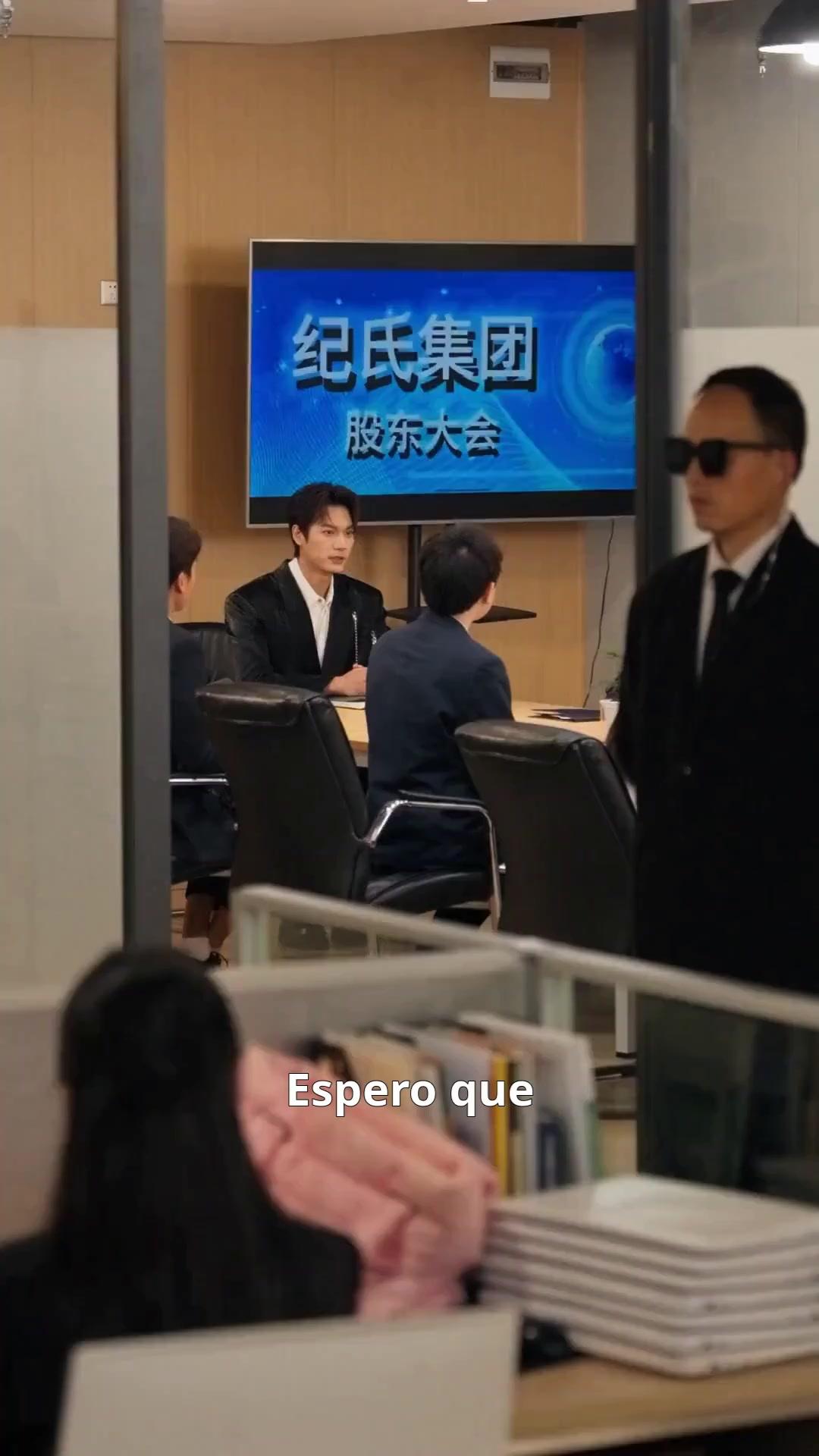 (Doblado) Mi jefe, mi amor