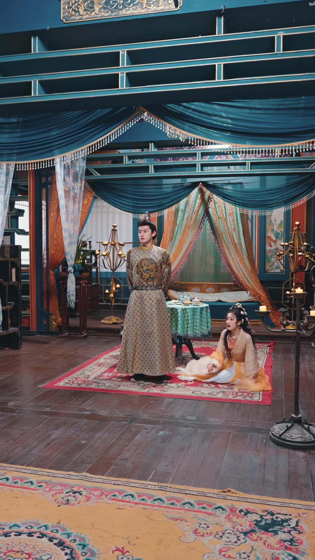 Ibuku dayang, Aku Kaisar