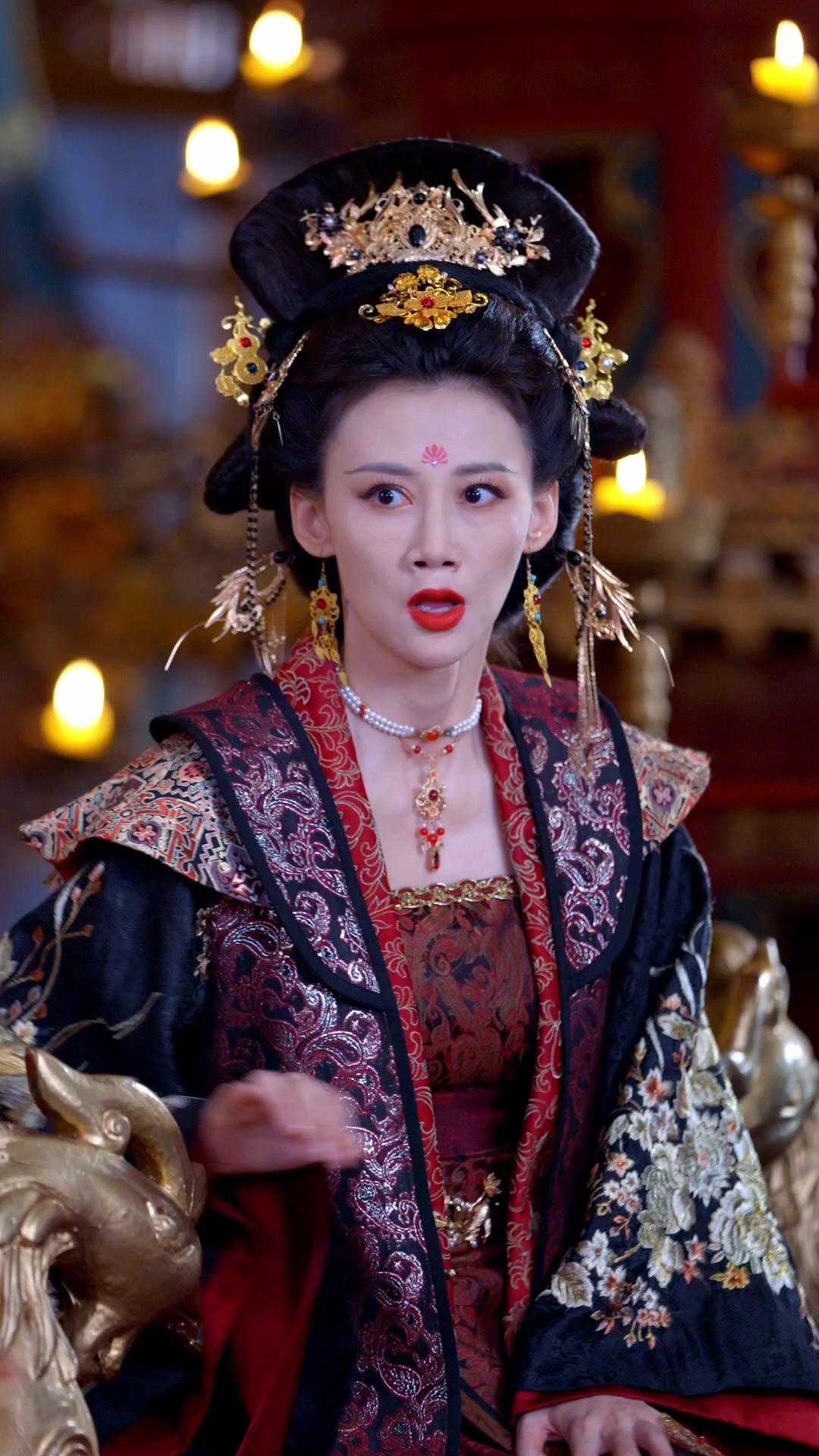 Sandiwara Kaisar Palsu