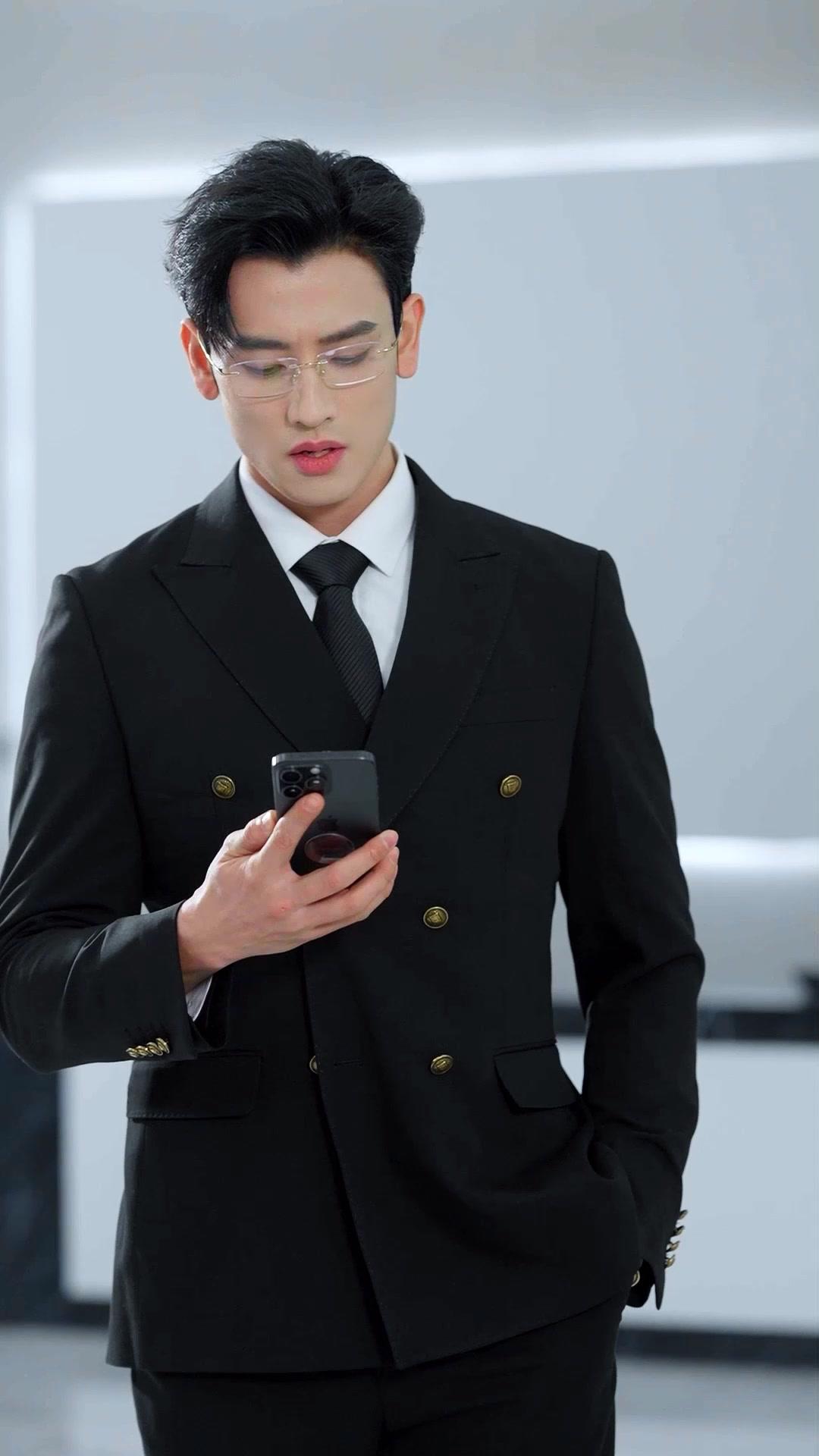 Mantan Suamiku Ternyata CEO