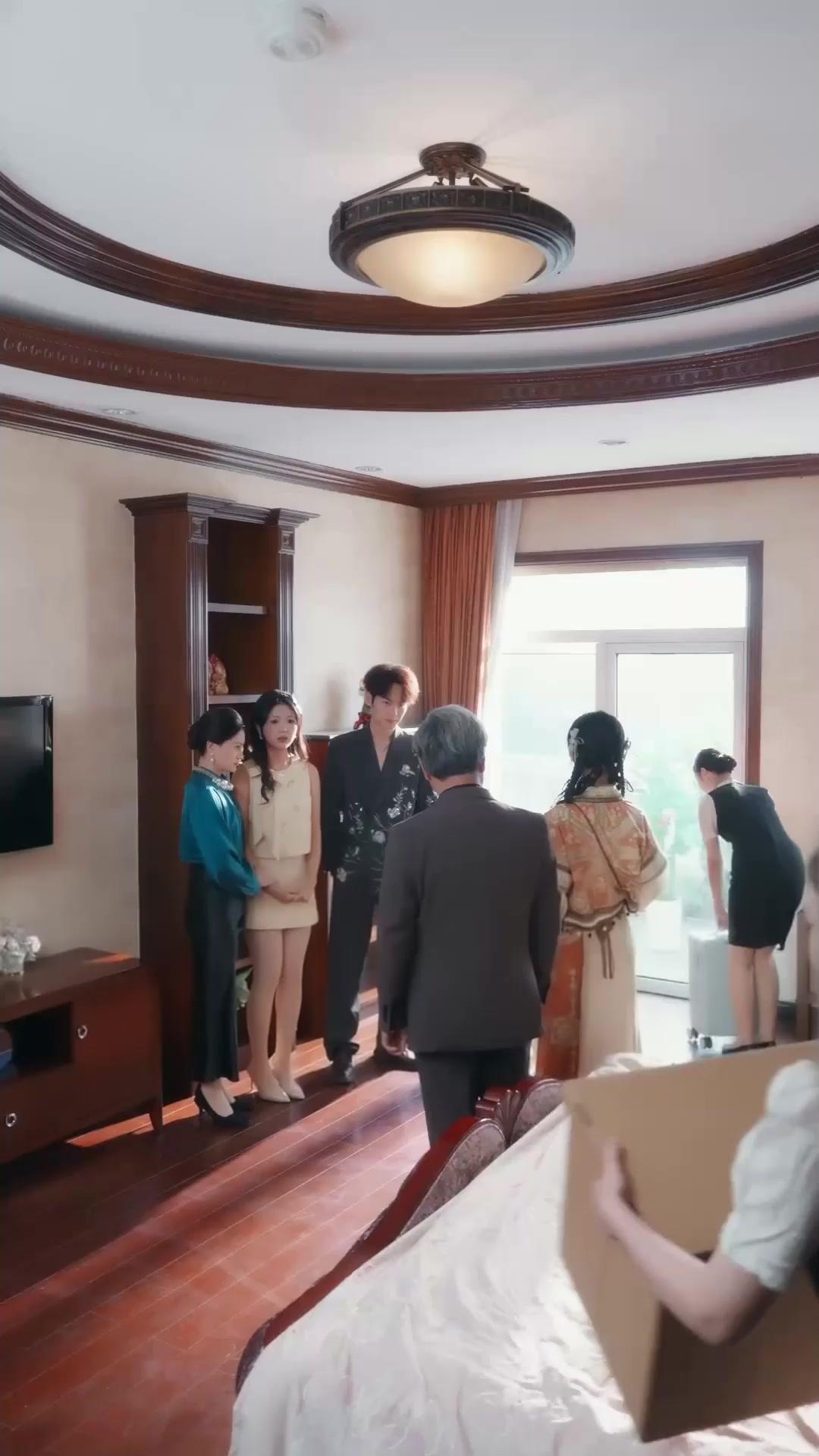 La figlia abbandonata che domina il destino