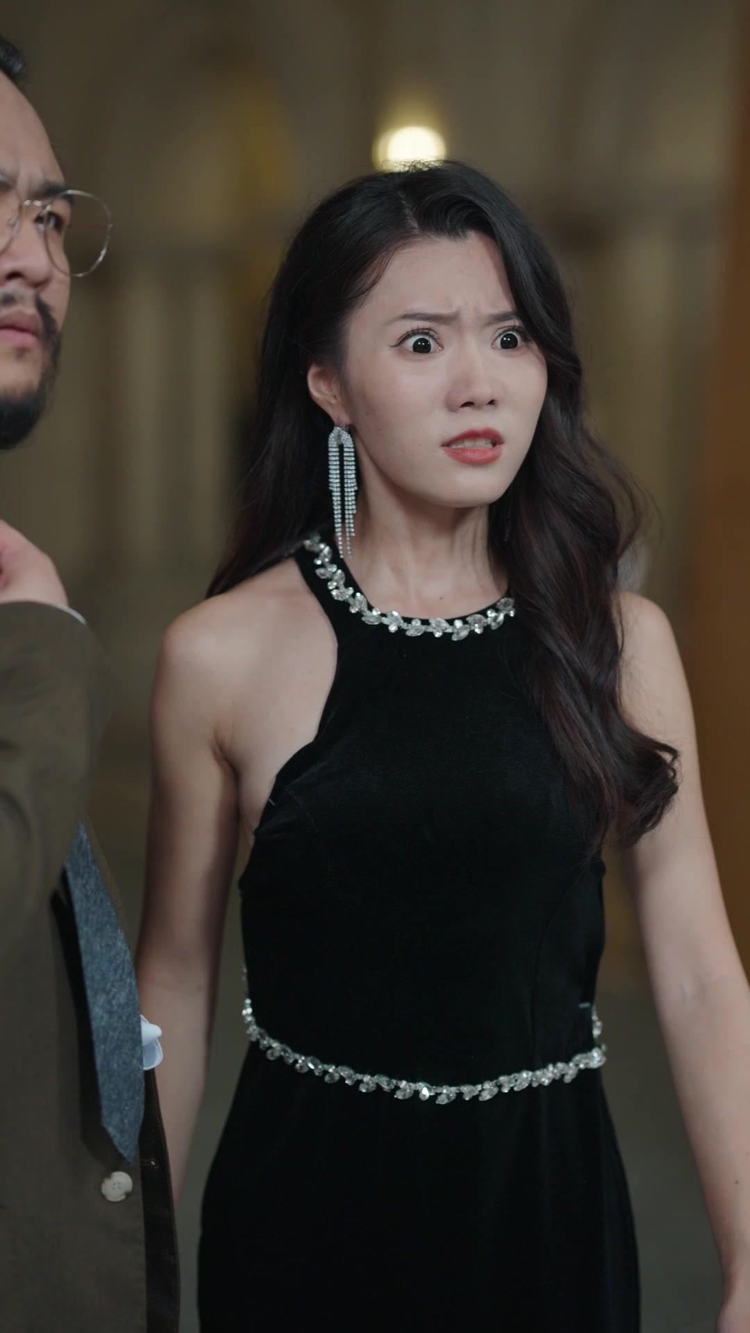 Putri Sah Robek Anak Haram Ayahnya