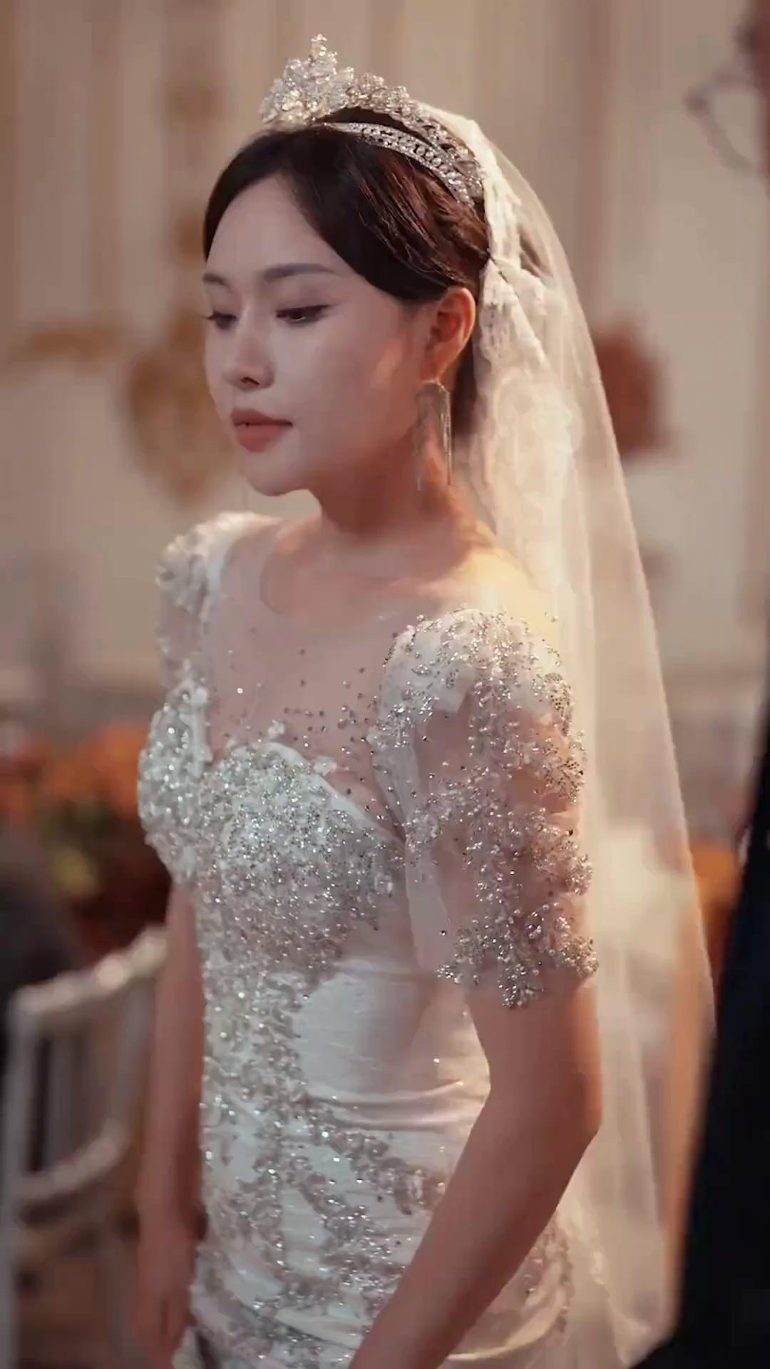 (Sulih suara) Buket Bungaku Bernilai Selangit