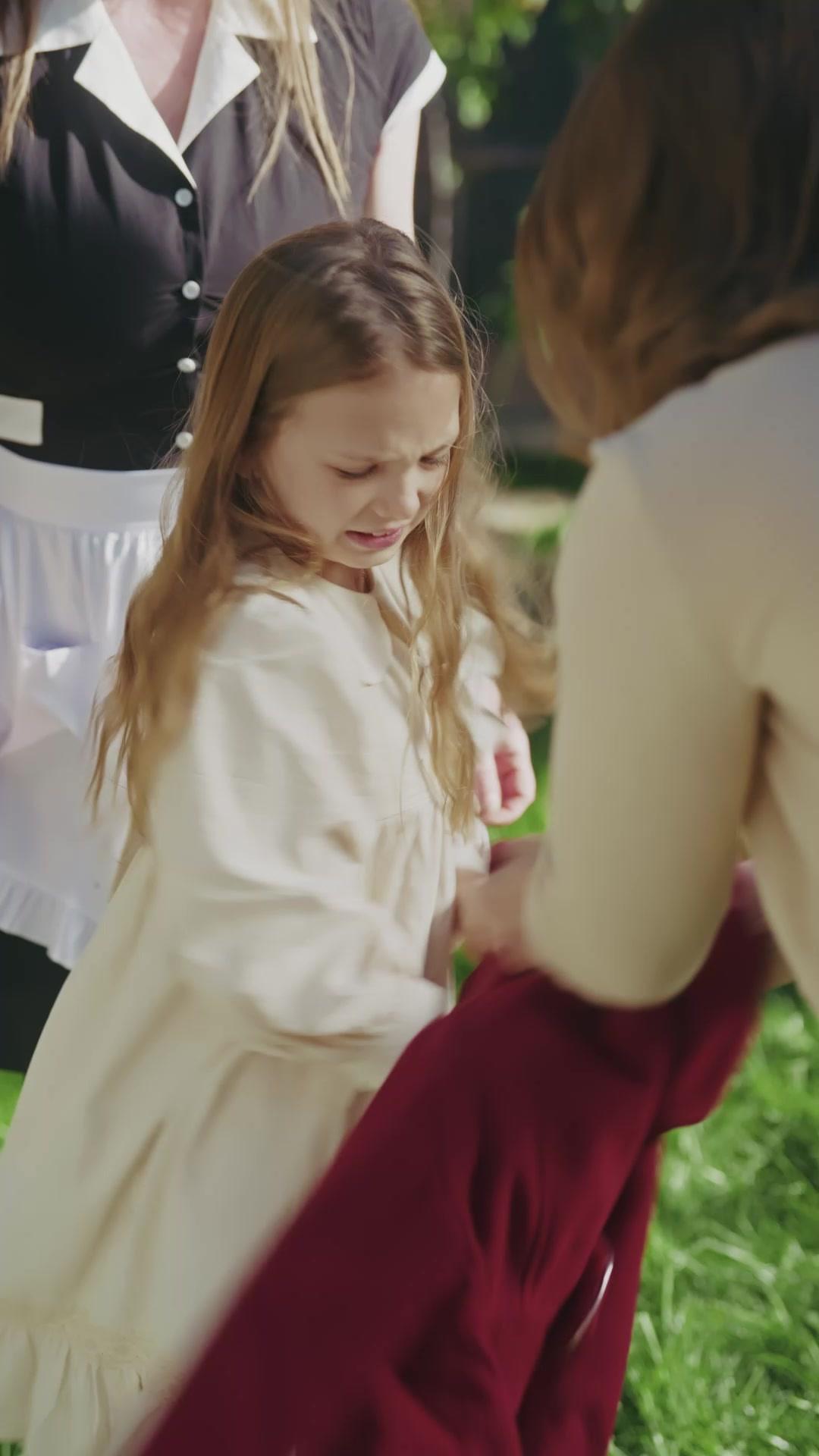 DANS LES BRAS DE MES TROIS ONCLES