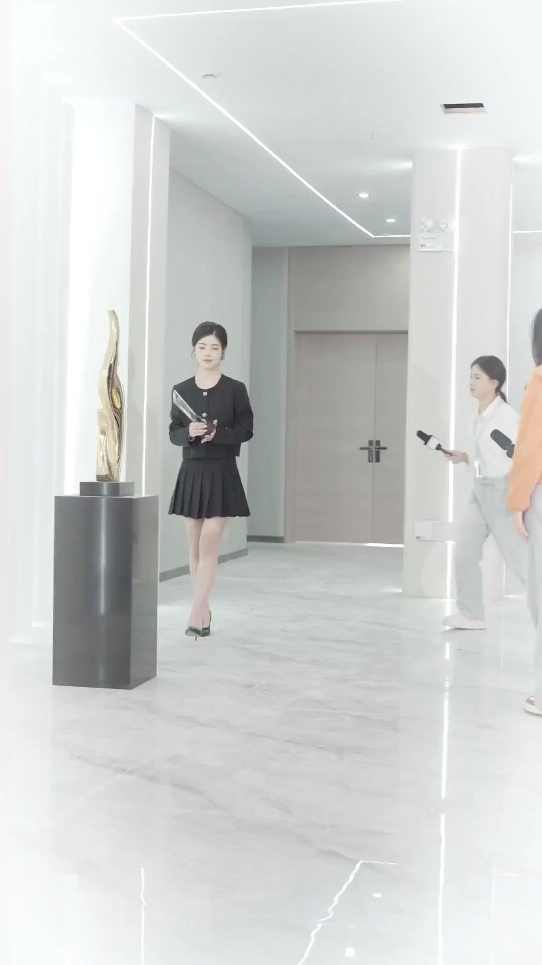 (Dubbed)East of Eden