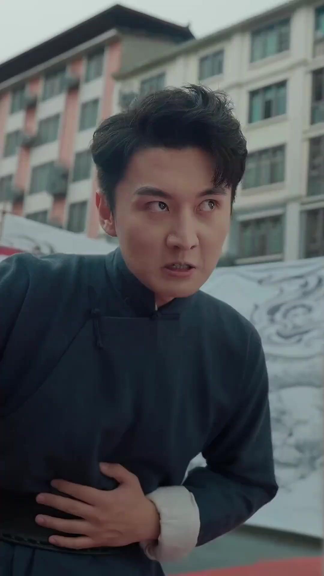 (Dubbed)No Trash, I'm OP!