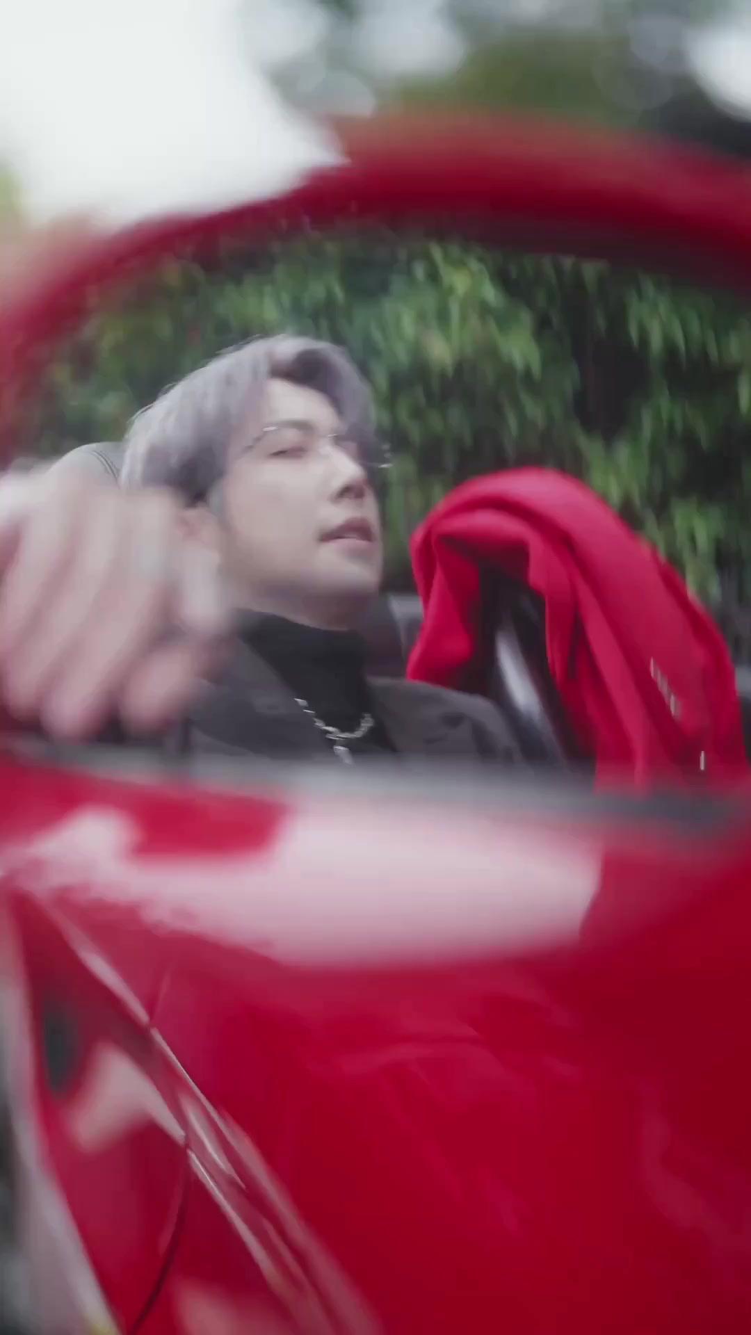 (Doublage) UNE ROSE À ÉPINES