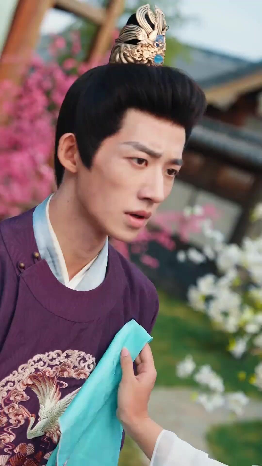 （國語）燕歸樓裡鳳還巢