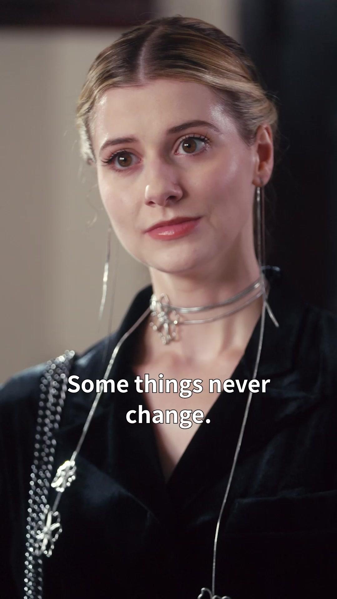 After Switched Fiancé, I Married a Mafia Boss