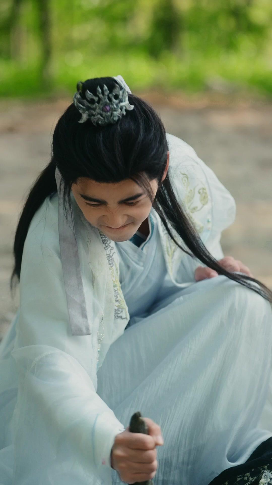 Si Bodoh Itu Punya Kekuatan Dewa