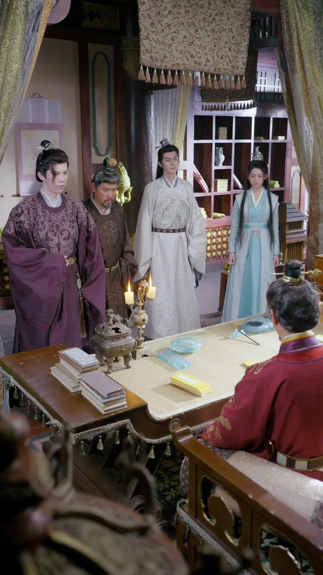 Kanonen am Kaiserhof