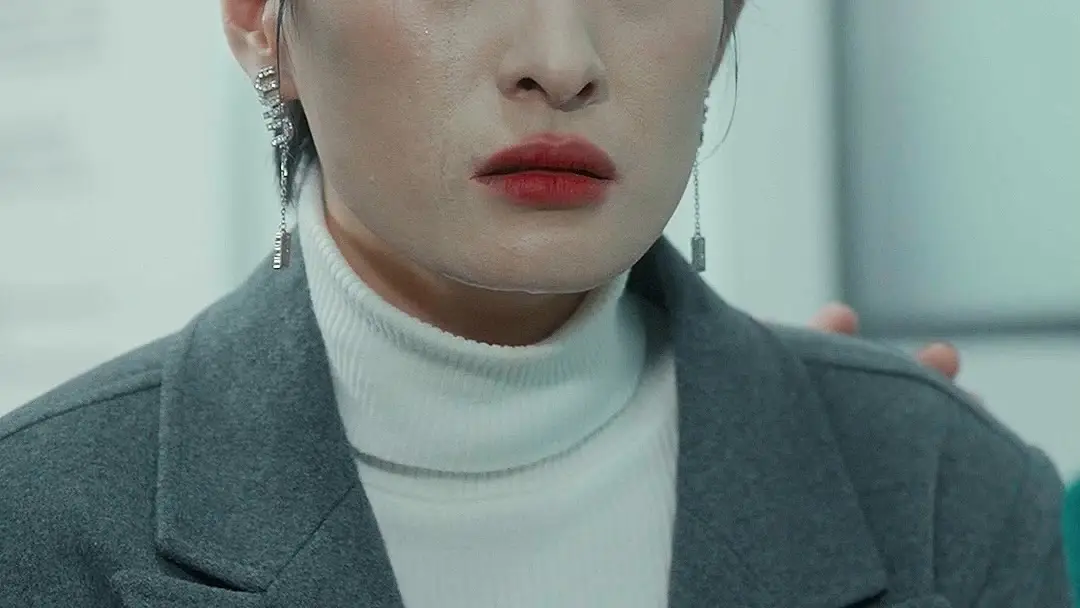 When Duty and Love Clash: The Bedside Truth No One Wants to Speak