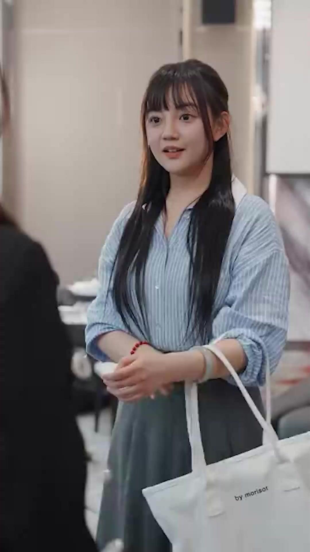 Ani Evlilik Tatlı Eş Büyük Patron