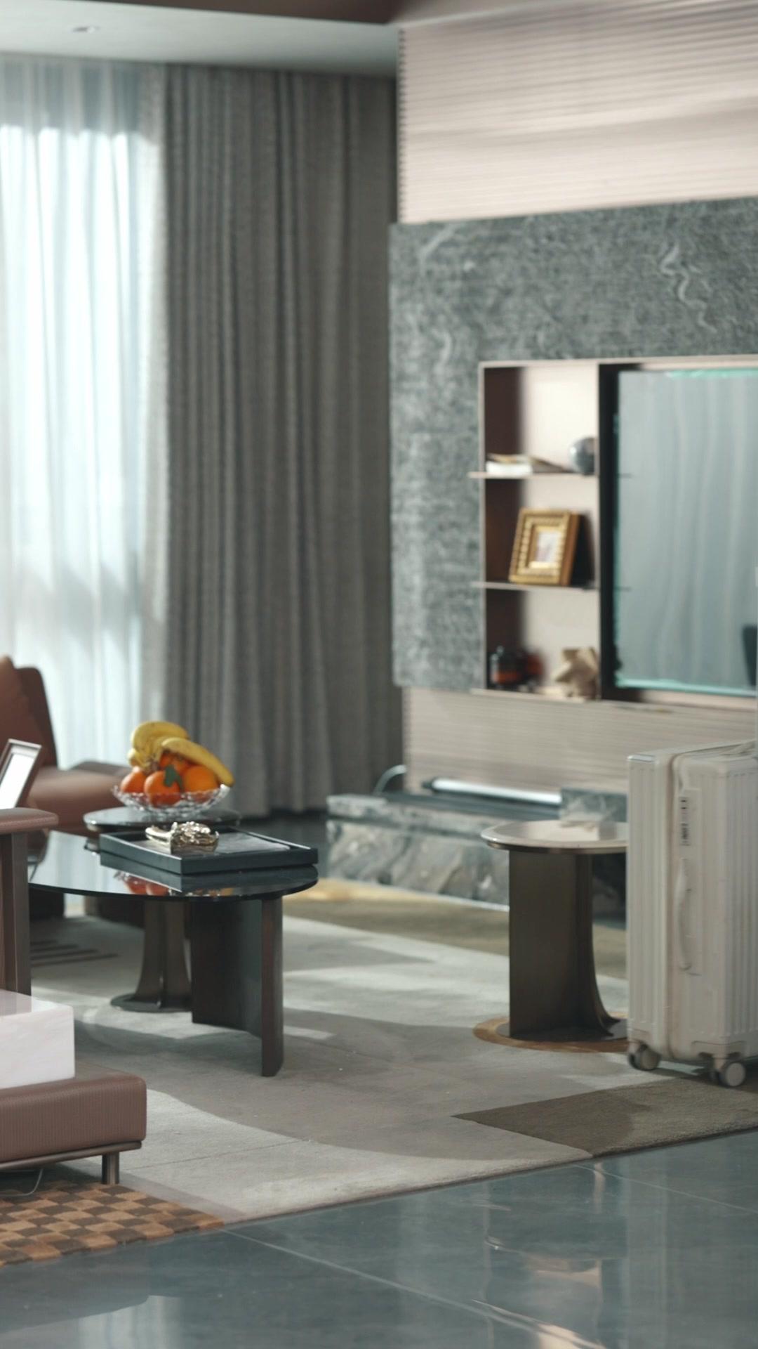 冷蔵庫の中の少女