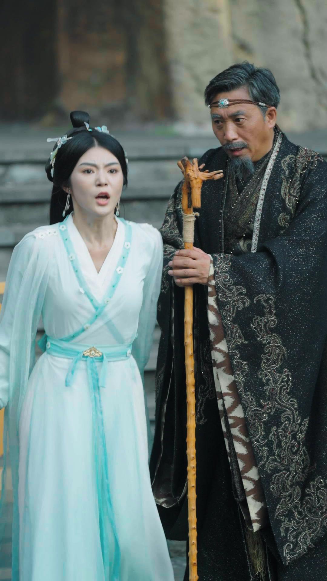 عودة سيدة السيف بعد مئتي عام