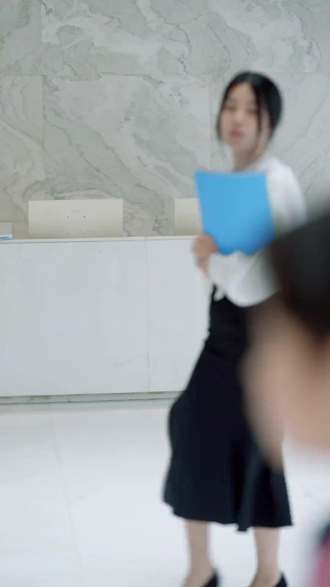 แฝดห้าบุก! ตามล่าคุณพ่อสุดป่วน