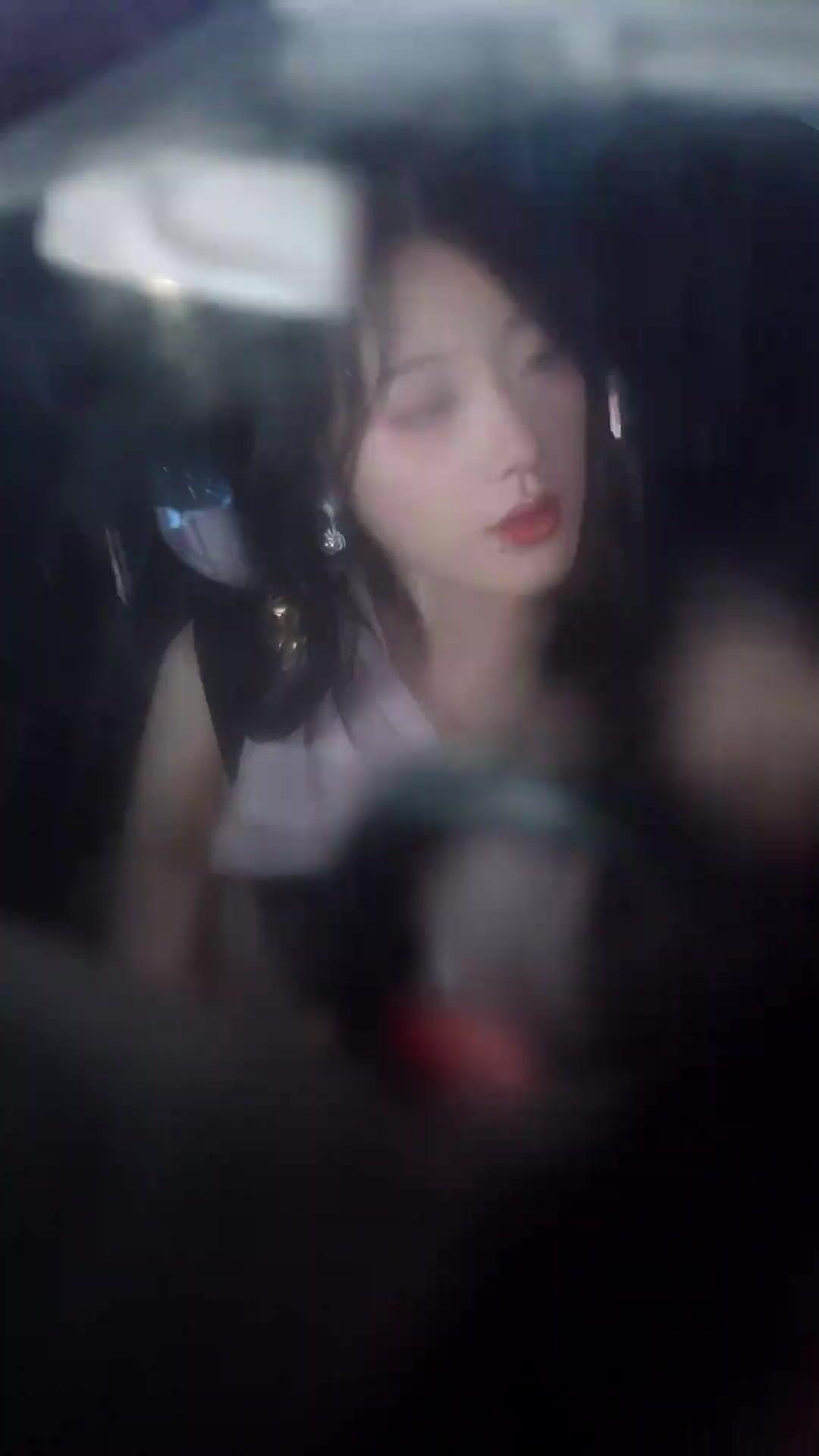 (Sulih suara) Bunga Berduri di Ruang Sidang